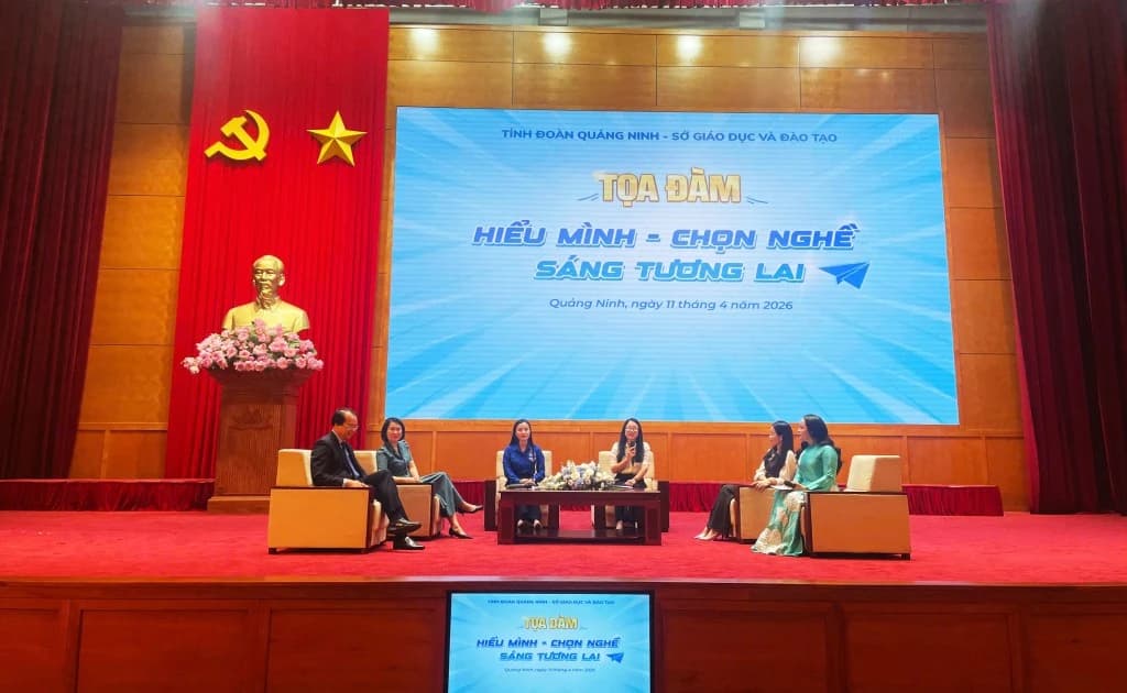 Ngày hội tư vấn mùa thi, định hướng nghề nghiệp tại Quảng Ninh