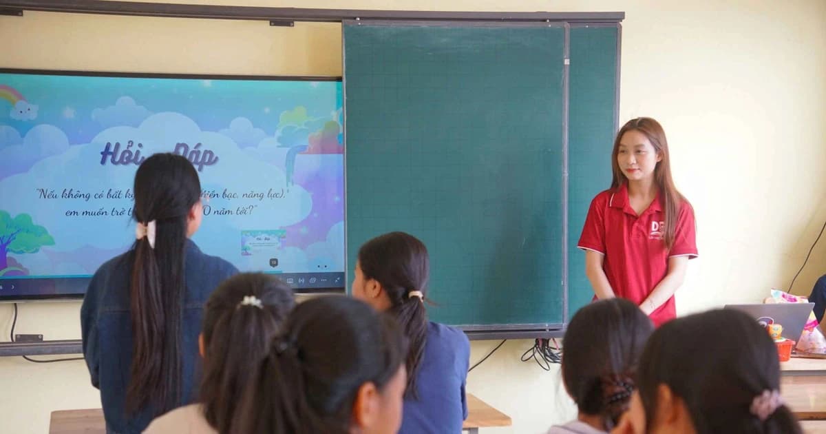 Lớp học dịu dàng nơi miền biên viễn Cao Bằng