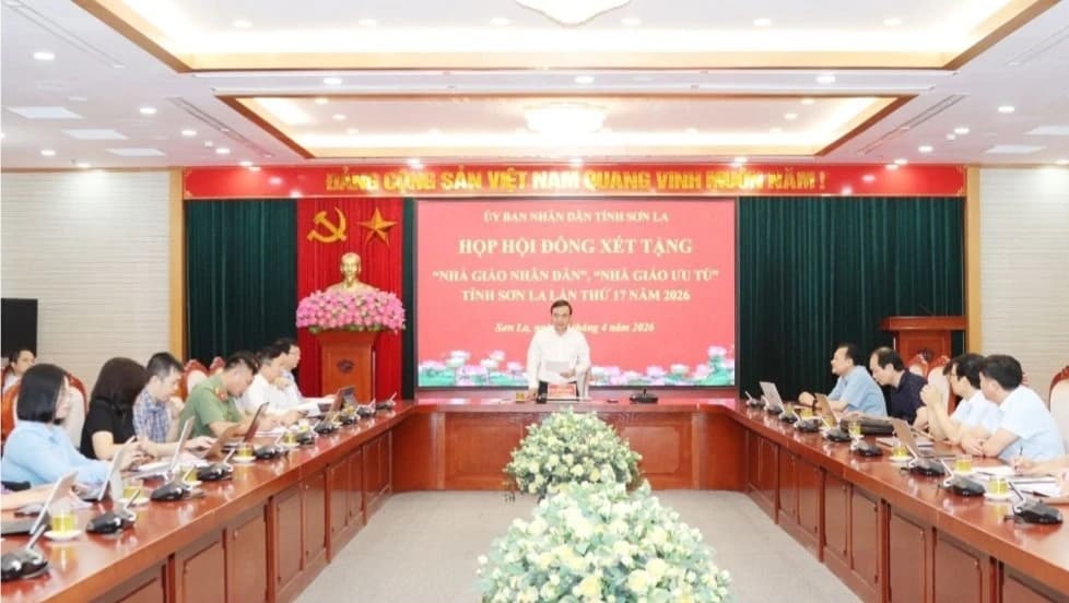 Sơn La đề nghị xét tặng danh hiệu Nhà giáo ưu tú cho 44 cá nhân