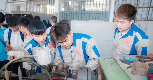 Quy định tiêu chuẩn người dạy nghề: Đánh giá bằng năng lực thực tế