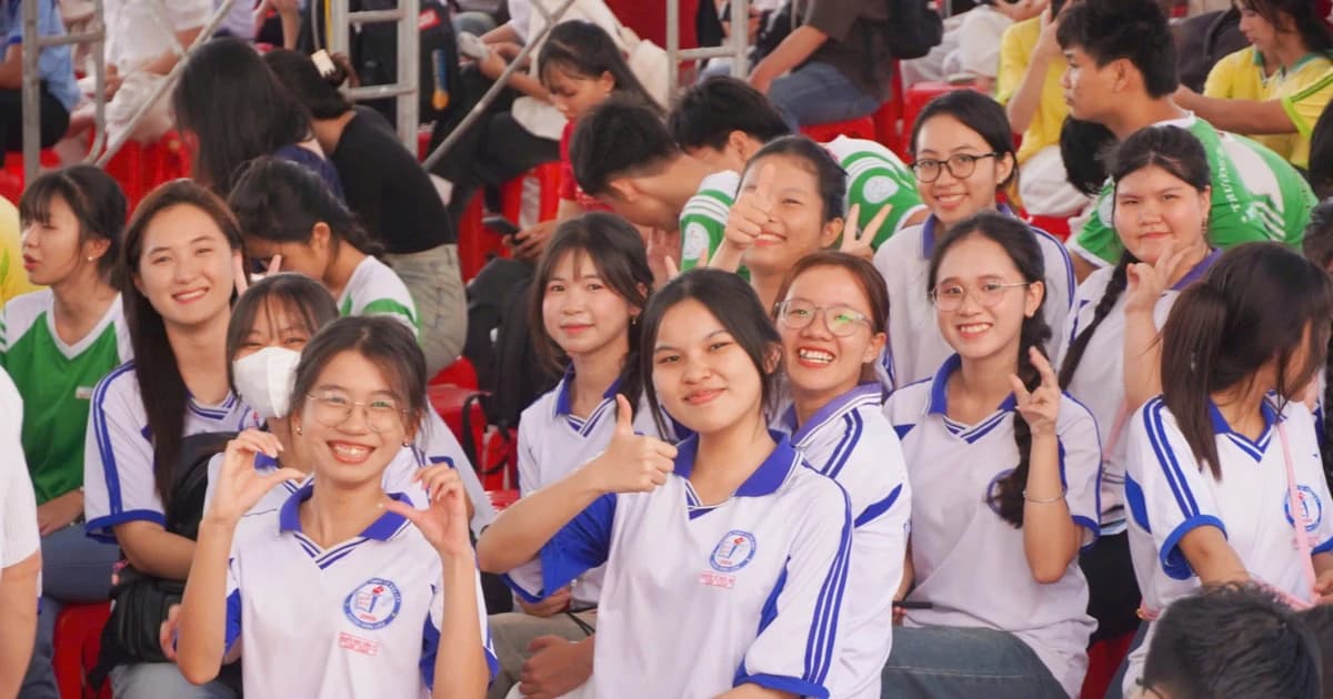 Định hướng nghề nghiệp và phát triển kỹ năng trong kỷ nguyên số: 'Sai một ly, đi một dặm'