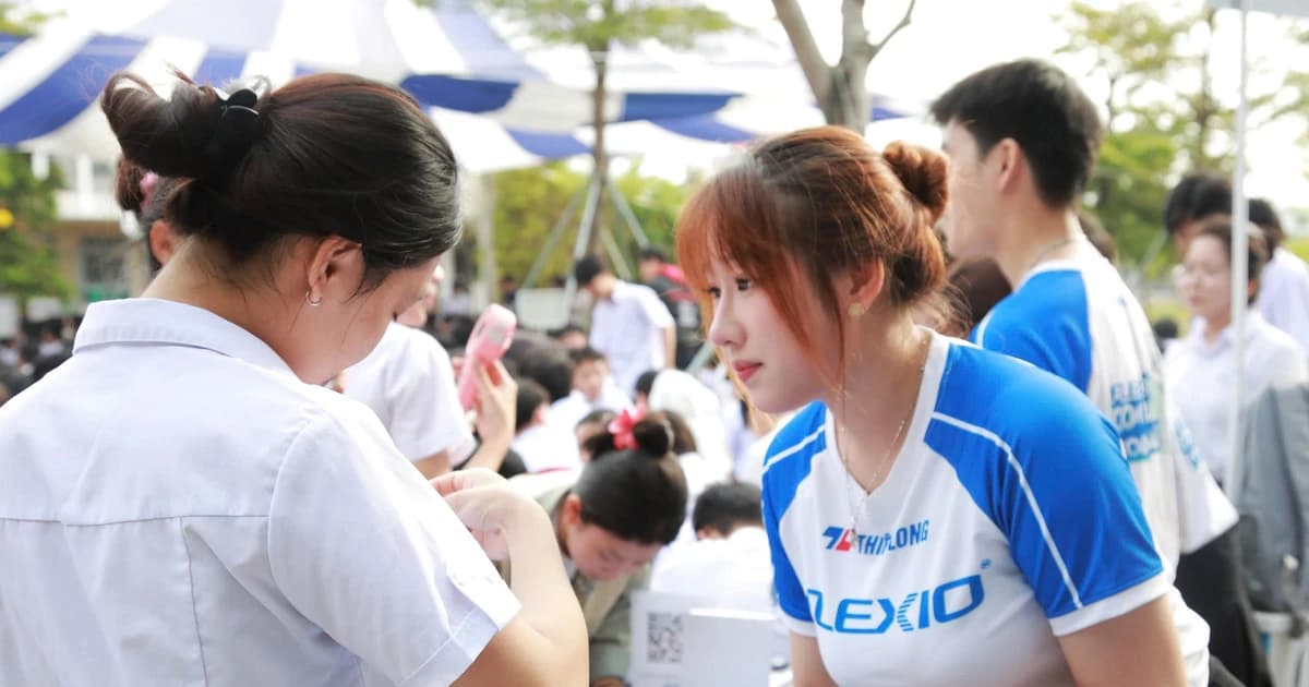 Tiếp sức mùa thi 2026, đồng hành cùng sĩ tử từ kiến thức đến tâm lý
