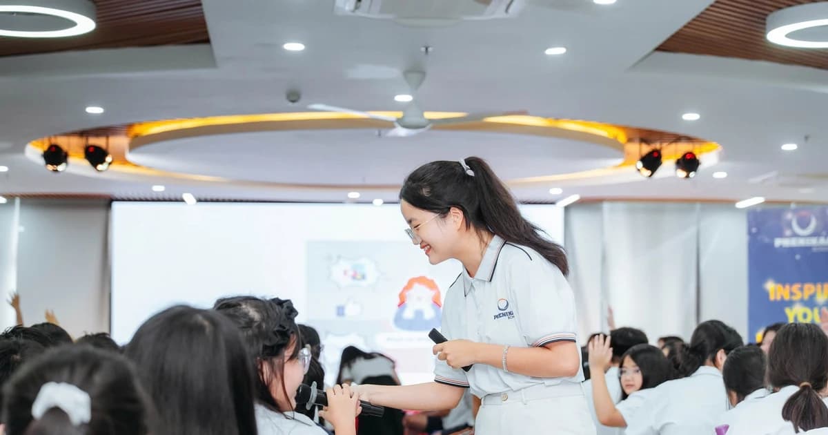 Chuyên gia giải mã lý do học sinh rơi vào bẫy tâm lý của thuốc lá