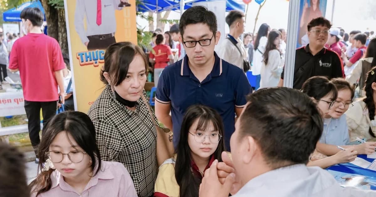 Chọn ngành trước tác động của trí tuệ nhân tạo: Đừng né tránh công nghệ