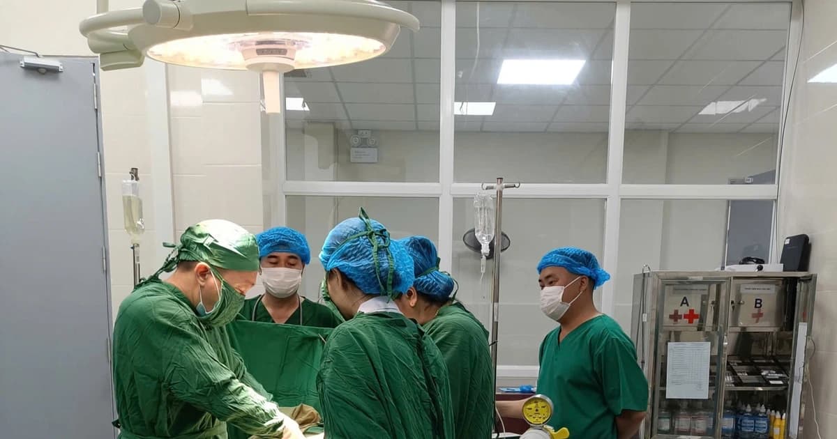 Bác sĩ Điện Biên hiến máu cứu sản phụ nguy kịch