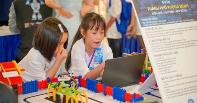 Gần 3.000 học sinh tranh tài tại Cuộc thi Vô địch Quốc gia STEM, AI và Robotics