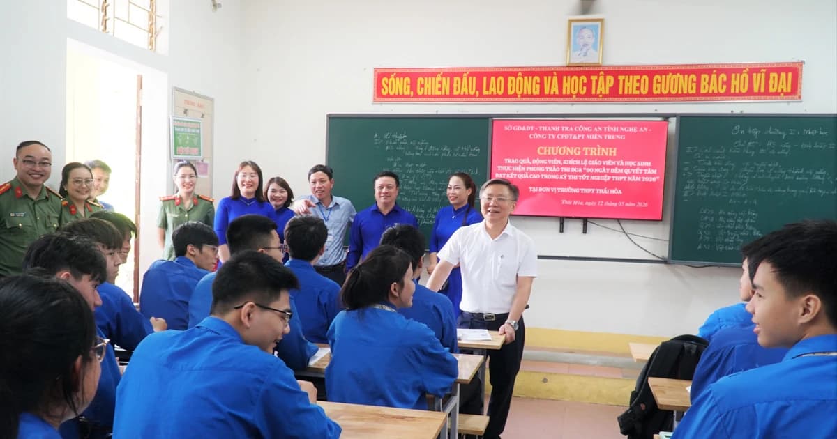 Ngành Giáo dục Nghệ An tiếp sức học trò miền núi ôn thi tốt nghiệp THPT