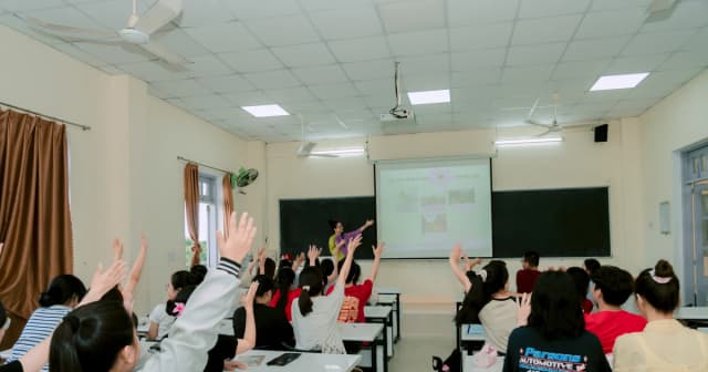 Giáo dục đại học trước yêu cầu thích ứng với AI