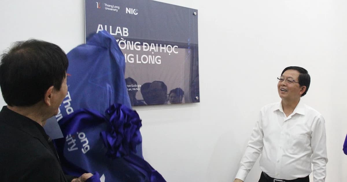Phó Thủ tướng Hồ Quốc Dũng dự lễ Lễ khai trương AI Lab của Trường ĐH Thăng Long
