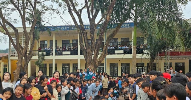 Trường PTDTBT THCS Mường Nhé nâng cao chất lượng giáo dục từ quản lý bán trú