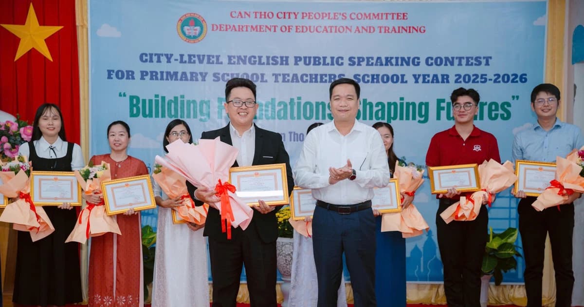Hội giao lưu Hùng biện tiếng Anh dành cho giáo viên cấp tiểu học tại Cần Thơ