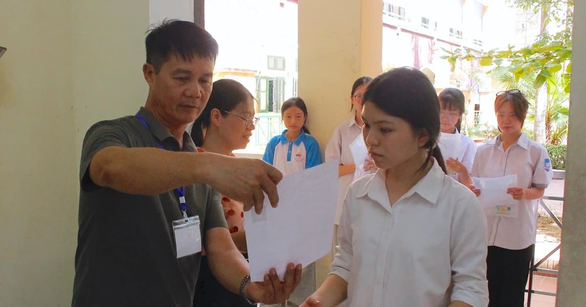 Gần 43.000 thí sinh Hưng Yên làm bài thi đầu tiên Kỳ thi vào lớp 10