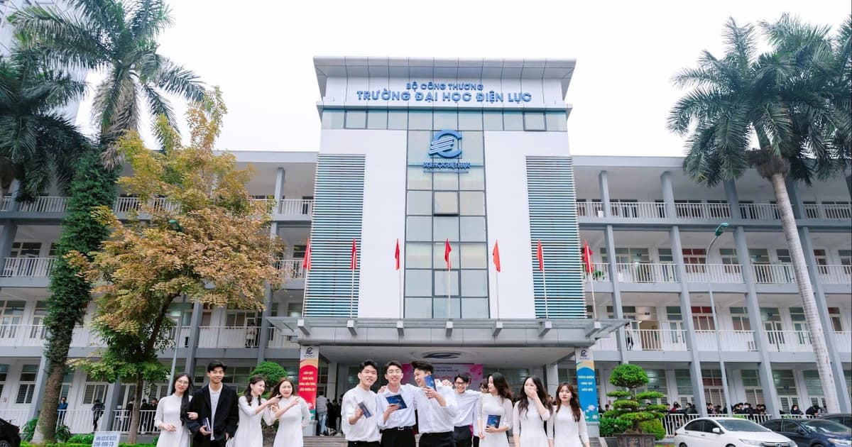 Từ 'mở ngành theo năng lực sẵn có' đến kiến tạo năng lực chiến lược quốc gia