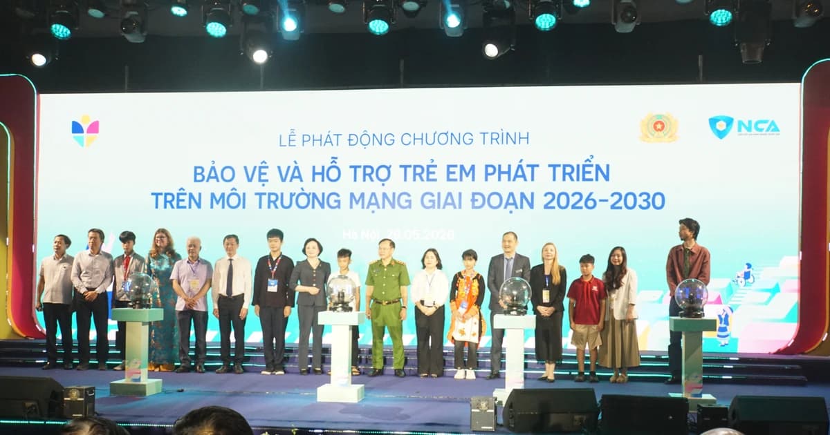 100% thí sinh, cán bộ thi Nghệ An cam kết không sử dụng thiết bị công nghệ cao