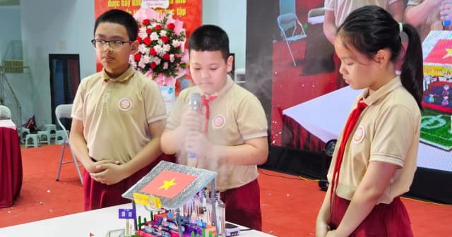 Khơi dậy tư duy nhà sáng chế tương lai từ ghế nhà trường