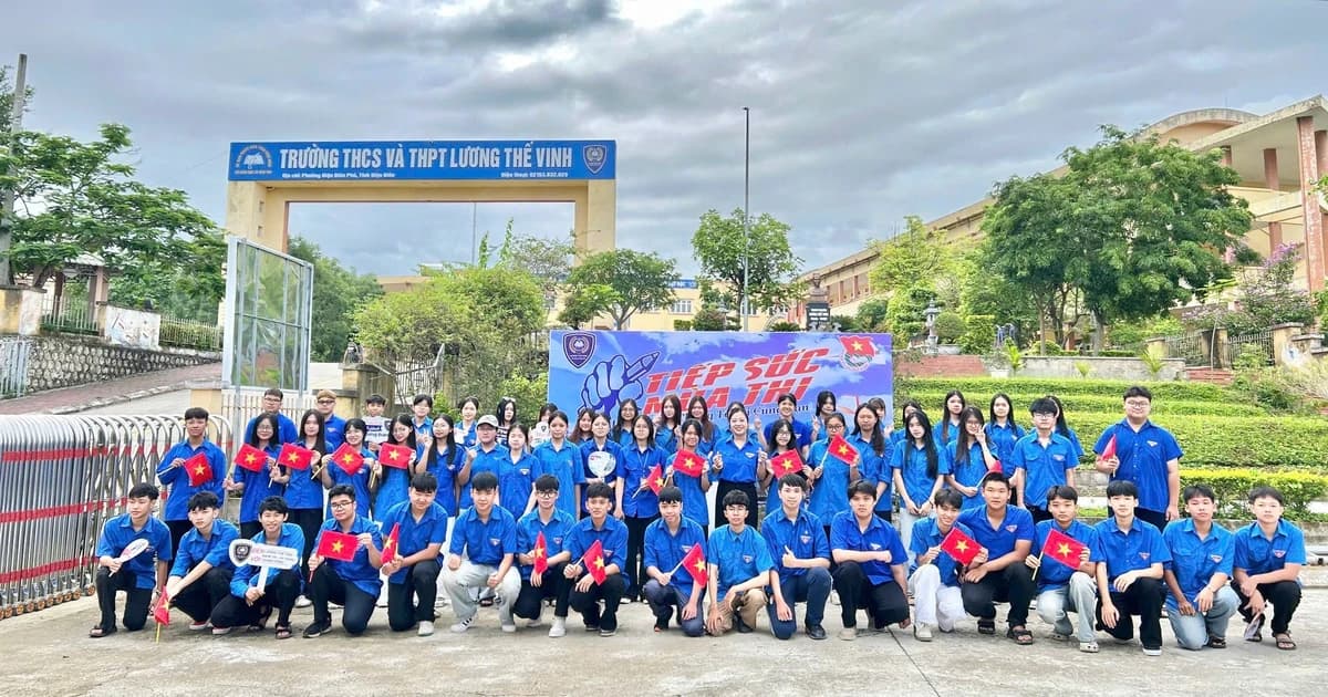 Gieo 'hạt giống đỏ' nơi học đường vùng cao
