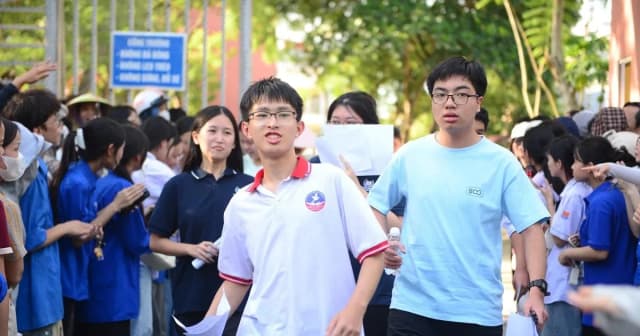 Hơn 1.300 thí sinh hoàn thành Kỳ thi vào Trường THPT chuyên Lam Sơn