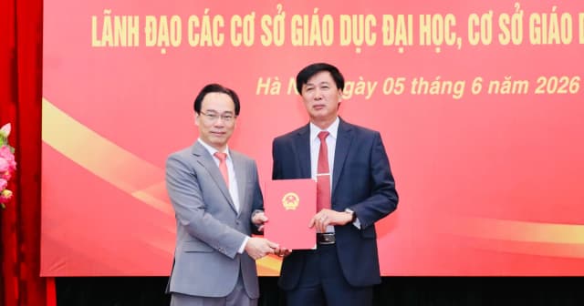 Thạc sĩ Lê Thành Nam tiếp tục làm Hiệu trưởng Trường Cao đẳng Kỹ nghệ Dung Quất