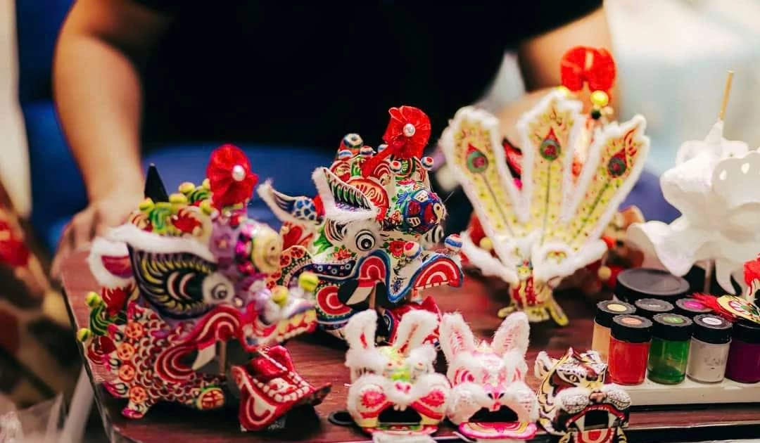 Thổi hồn di sản vào lân tí hon