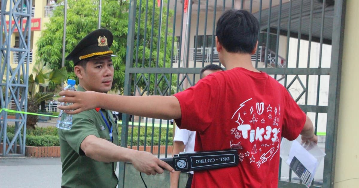 Hà Tĩnh đồng loạt sử dụng máy quét an ninh tại 35 Điểm thi