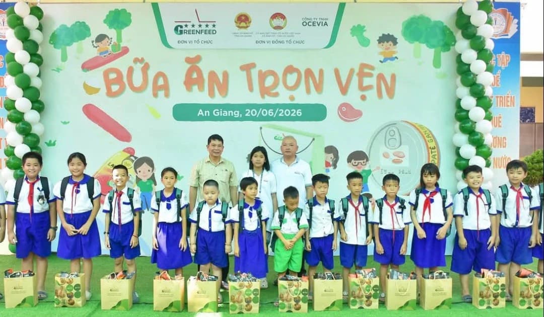 Ấm lòng học sinh An Giang qua Chương trình 'Bữa ăn trọn vẹn'