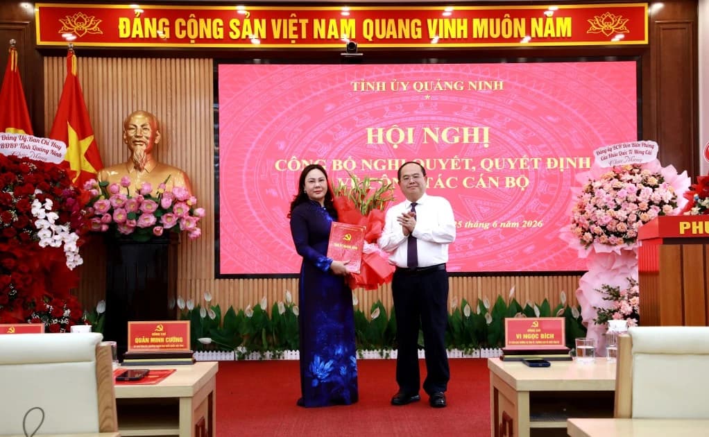 Quảng Ninh công bố quyết định về công tác cán bộ