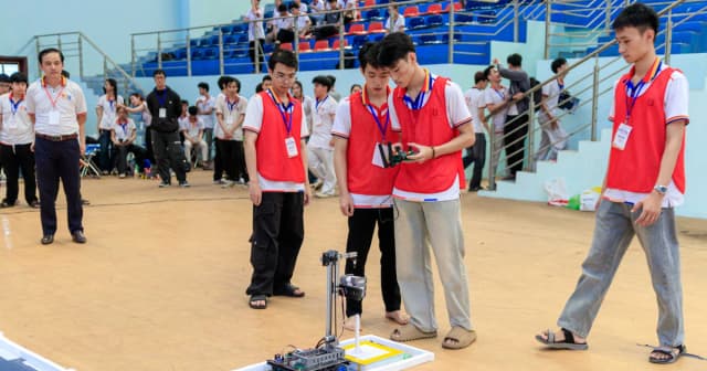 Sân chơi công nghệ kịch tính của sinh viên miền Trung - Tây Nguyên