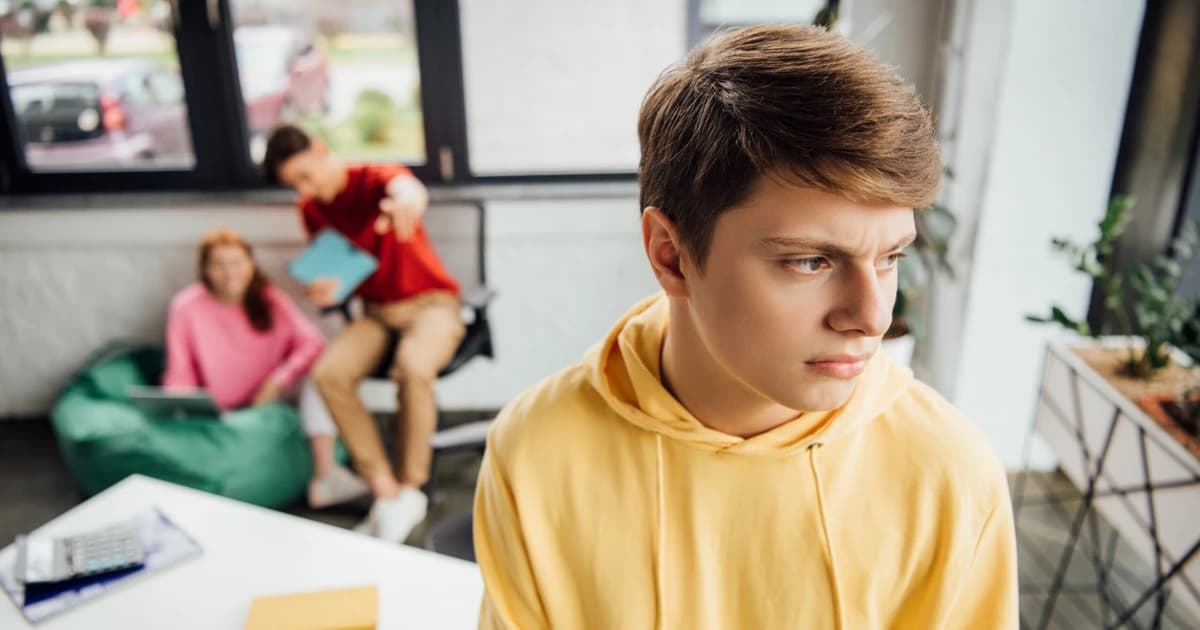 Phá bỏ rào cản vô hình với con