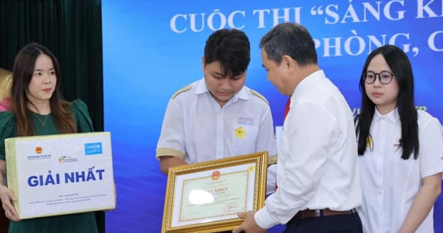 Nam sinh TPHCM tạo ‘lá chắn AI’ bảo vệ học sinh trước bạo lực