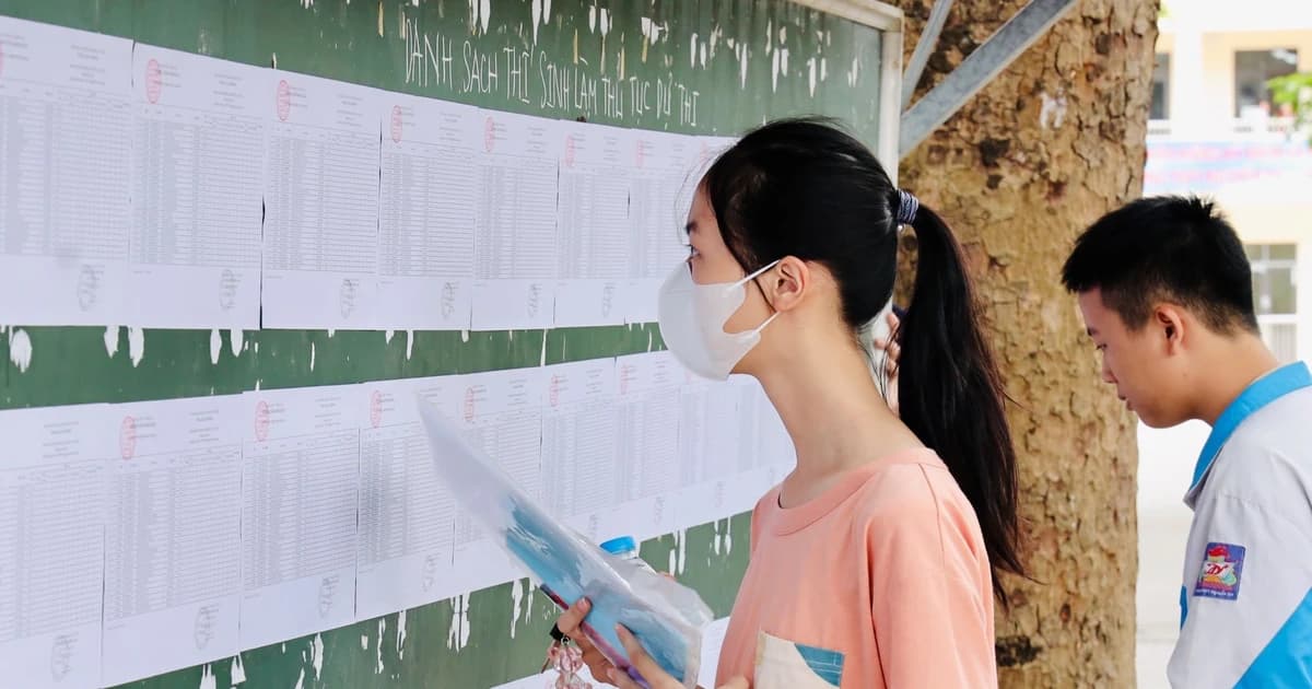 Thành lập Đoàn giám sát công tác thi lại tại Điểm thi THPT Chuyên Tuyên Quang