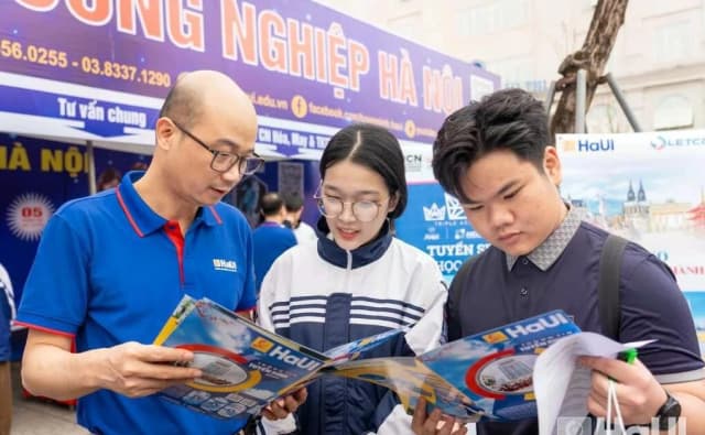 Điểm sàn xét tuyển năm 2026 Đại học Công nghiệp Hà Nội từ 17 - 20 điểm