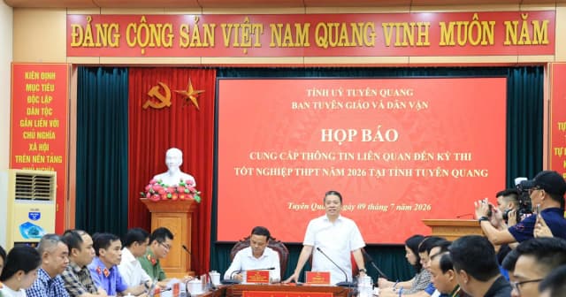 Nóng trong tuần: Xử lý vụ việc điểm thi tốt nghiệp THPT