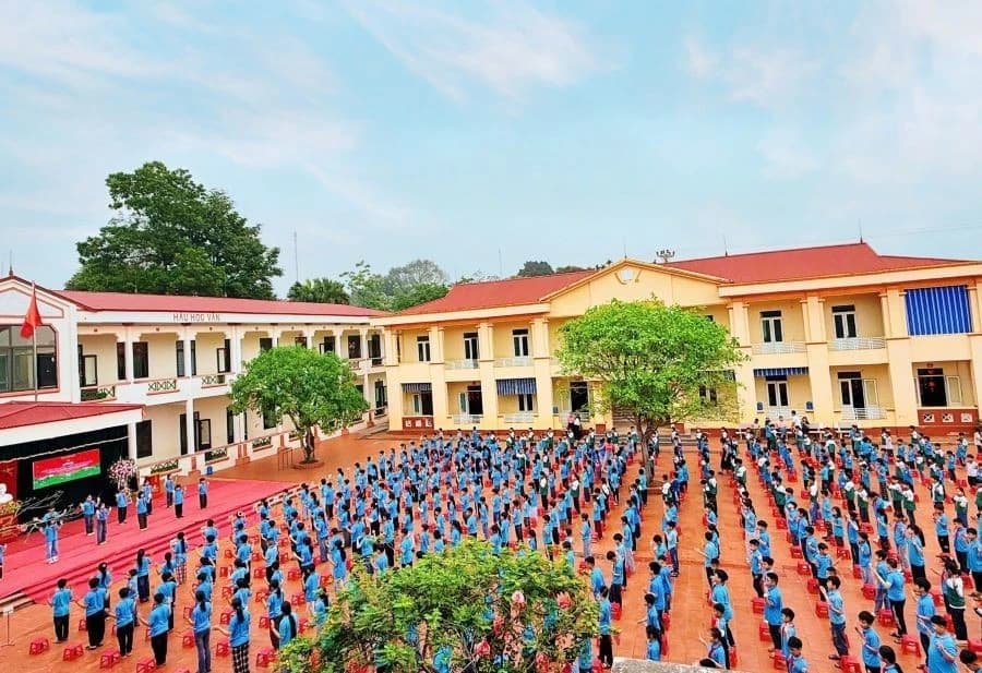 Phú Thọ phê duyệt kết quả xét thăng hạng cho hơn 2.000 viên chức giáo viên