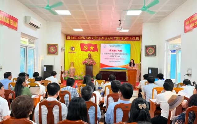 Lãnh đạo Sở GD&ĐT Quảng Trị: 'Không có ưu tiên trái quy định trong tuyển dụng'
