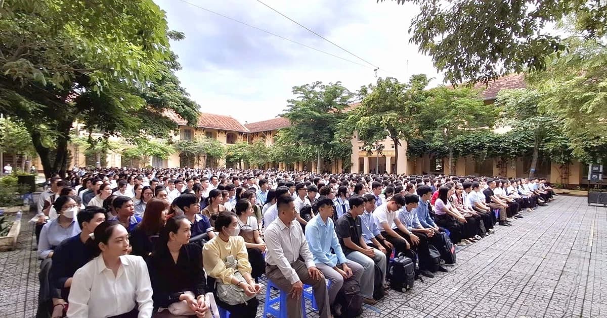 Hơn 1.600 thí sinh tham gia tuyển dụng viên chức ngành Giáo dục TP Cần Thơ
