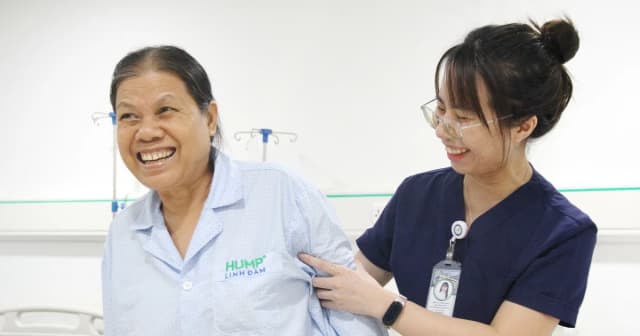 Nơi người bệnh được điều trị bằng tri thức, công nghệ và sự tận tâm