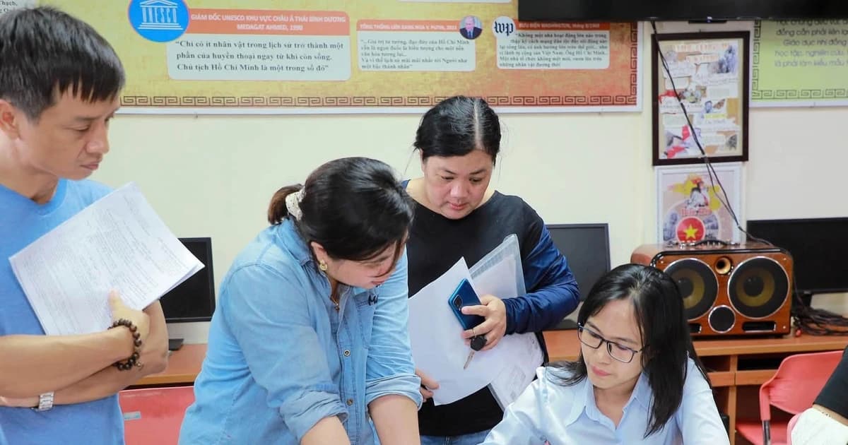 Chọn tổ hợp môn lớp 10: Đừng chỉ chạy theo xu hướng nghề 'hot'