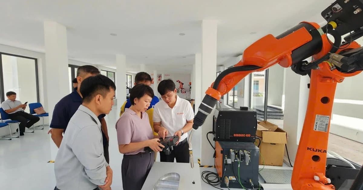 Đổi mới sáng tạo cần hơn một cái bắt tay
