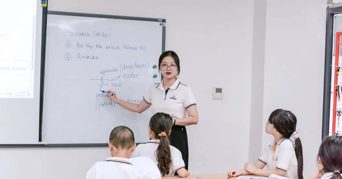 Xây dựng kế hoạch giáo dục nhà trường phát huy quyền tự chủ và đổi mới
