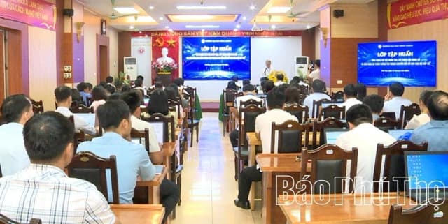 Phú Thọ tập huấn ứng dụng AI, xây dựng nội dung số cho cán bộ cấp xã
