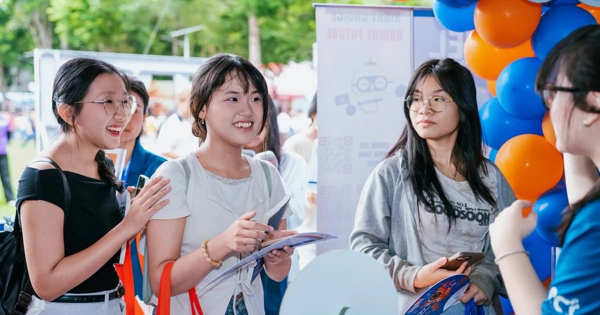 Điểm chuẩn đại học 2026 được dự báo ít biến động
