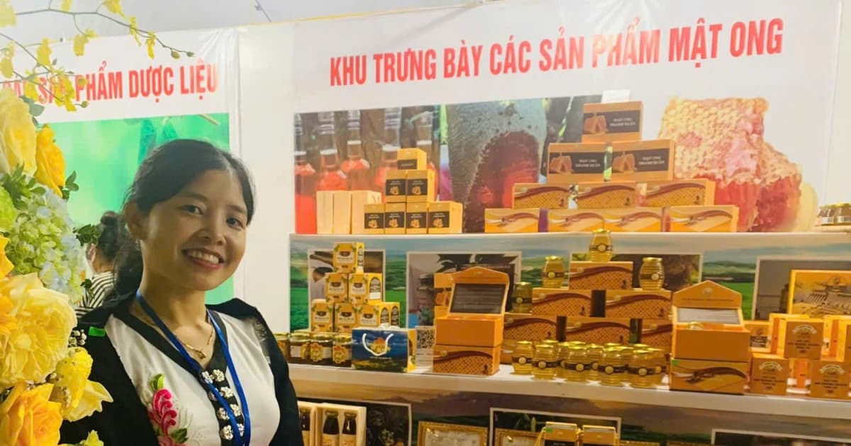 Cô gái dân tộc Thái áp dụng chuyển đổi số để khởi nghiệp nông sản địa phương