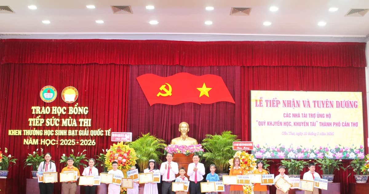 Học sinh Cần Thơ đạt thành tích cao được thưởng đến 150 triệu đồng