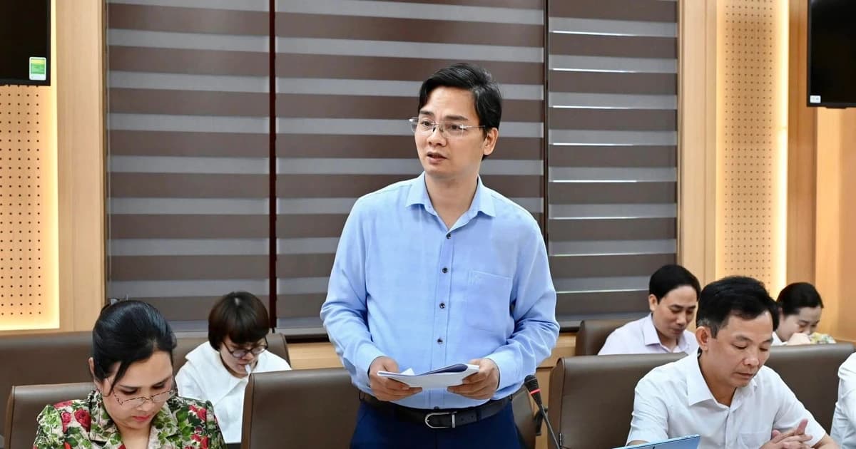 Tạm đình chỉ công tác Giám đốc Sở GD&ĐT Tuyên Quang