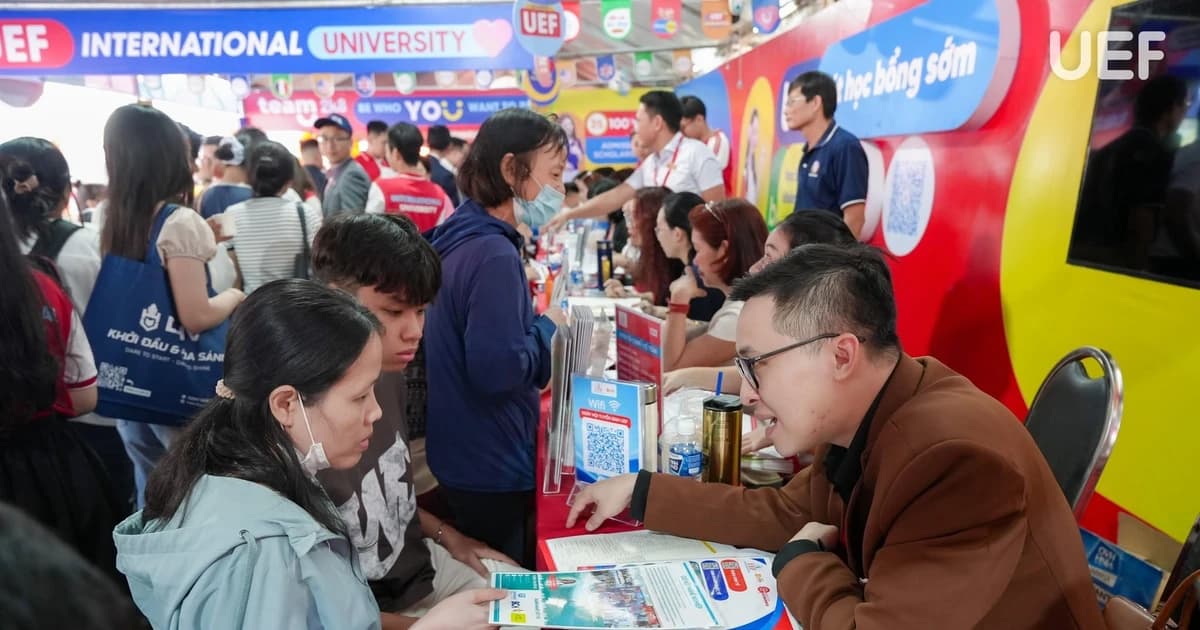 Trường Đại học Kinh tế - Tài chính TPHCM lấy điểm chuẩn từ 15-20