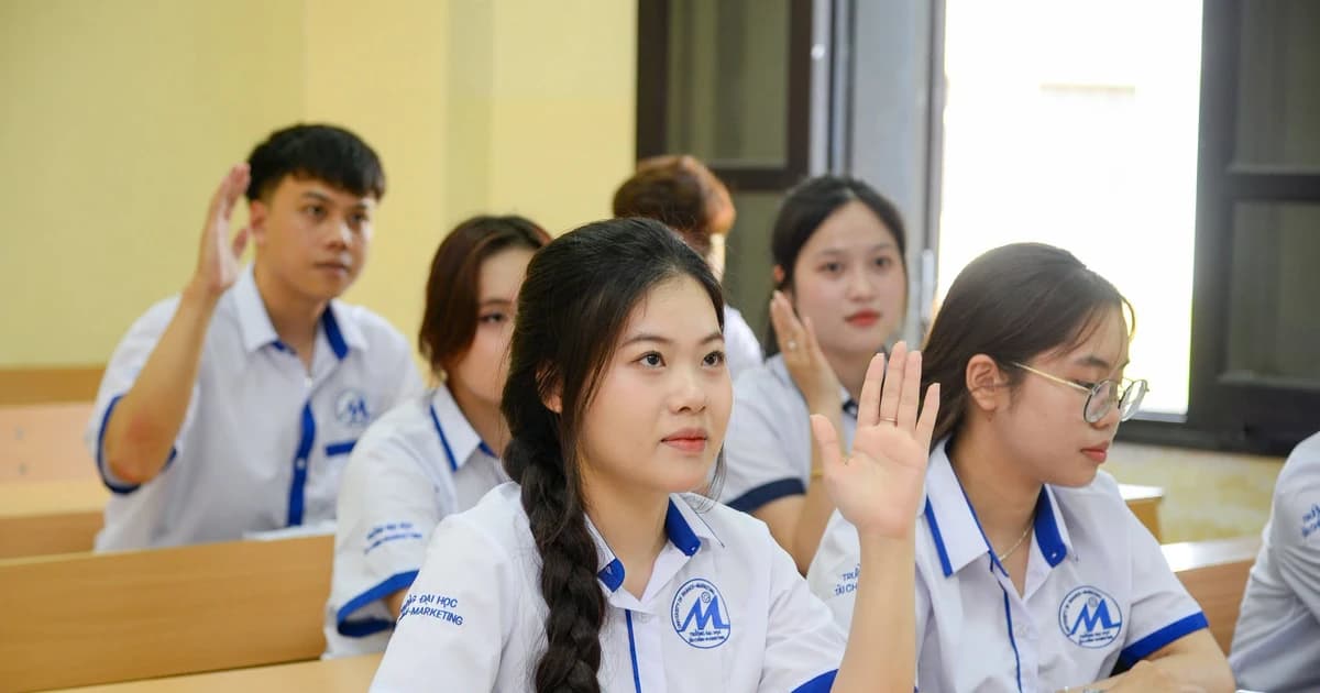 Trường tuyển sinh hơn 11.000 chỉ tiêu, điểm chuẩn ra sao?