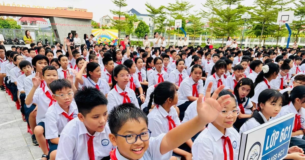 Hà Nội xây dựng kế hoạch miễn phí sách giáo khoa cho học sinh phổ thông