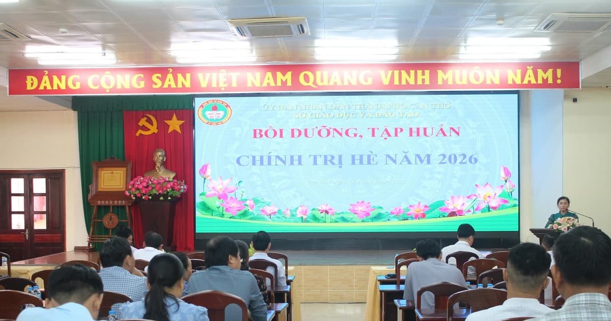 Ngành Giáo dục Cần Thơ tăng cường bồi dưỡng, tập huấn lý luận chính trị