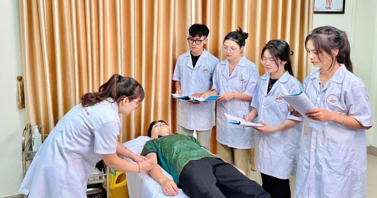 Giáo dục y đức gắn với văn hóa số