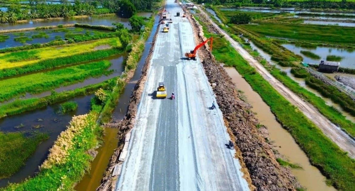 Trường ĐH Giao thông vận tải huy động chuyên gia tham gia dự án xây dựng cầu cạn